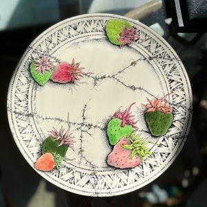 Fraises En Folie Cake Plate by FAIENCERIE DE GIEN Handpainted Strawberries Rare
